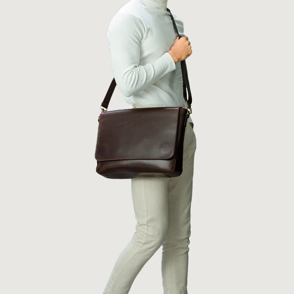Smooth Leather Business Messenger Bag